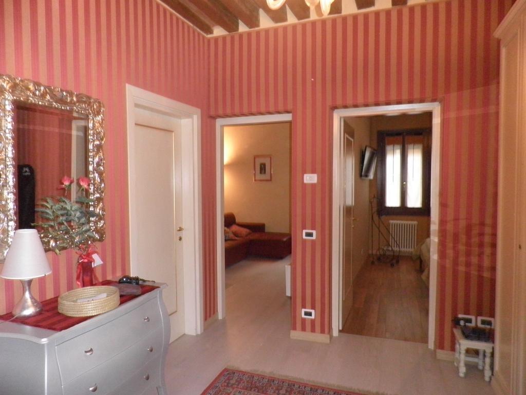 Ca' Delle Maschere Venice Exterior photo